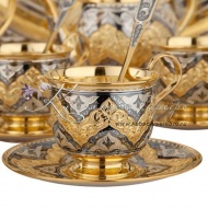 Сервиз чайный в исполнении
